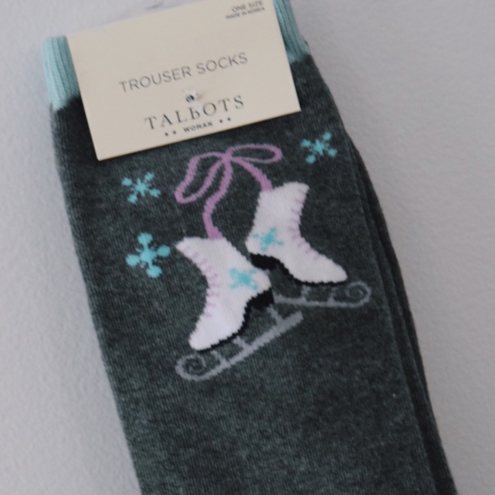 ALL NEW! Cute Mid-Length Ice Skating Socks